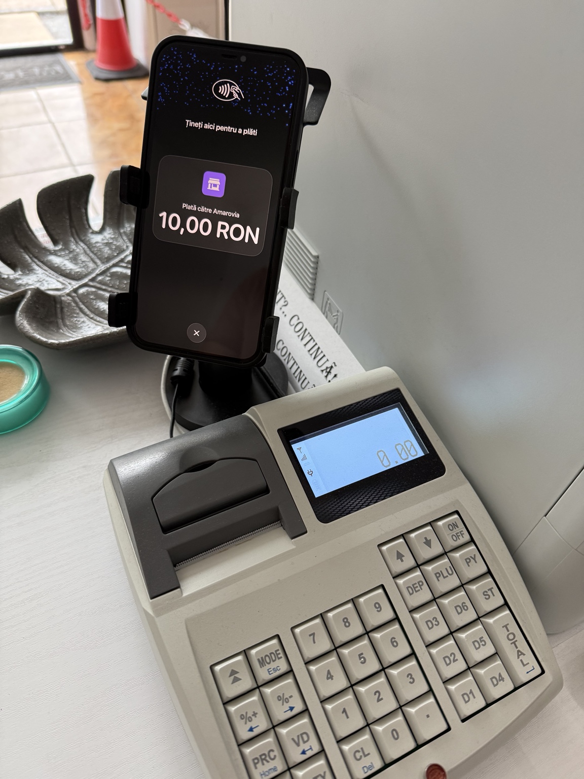 Plata contactless prin POS Revolut Business la Print Factory Craiova